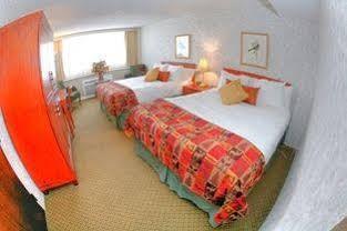 Compass Point Inn - Surrey Eksteriør bilde